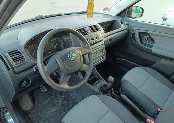 Skoda Fabia cena 12900 przebieg: 251699, rok produkcji 2010 z Dębno małe 436